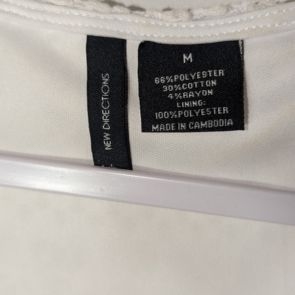 ND New Directions White Crochet Tank Medium - Picture 3 of 3